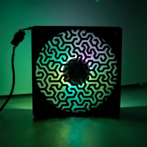 نمونه کاور فن کیس رهام مدل هزارتوی هندسی